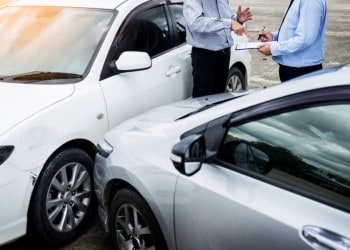 Top cauze ce produc accidente auto