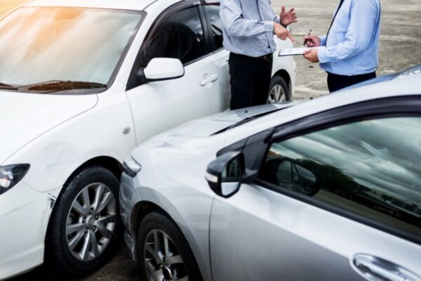 Top cauze ce produc accidente auto