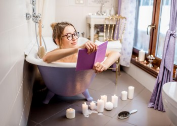 Trucuri pentru o baie relaxantă