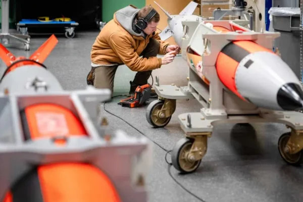 SUA trimit în Europa ultimul tip de bombe nucleare? Le-au fabricat în serie în regim de urgență