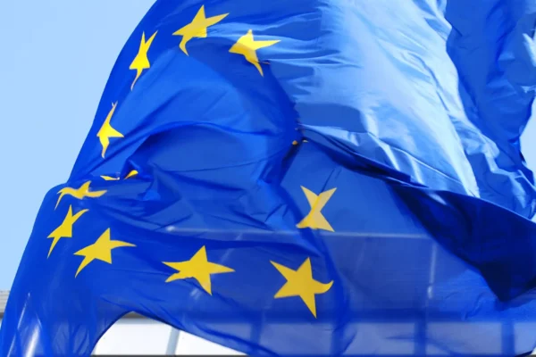 UE