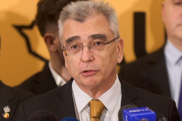 Adrian Veștea caută sprijin la AUR. Cum arată lista noilor miniștri