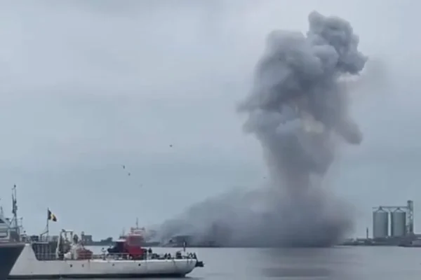 Explozie în Portul Constanța: o dronă s-a autodetonat. Alte patru ambarcațiuni suspecte în zonă