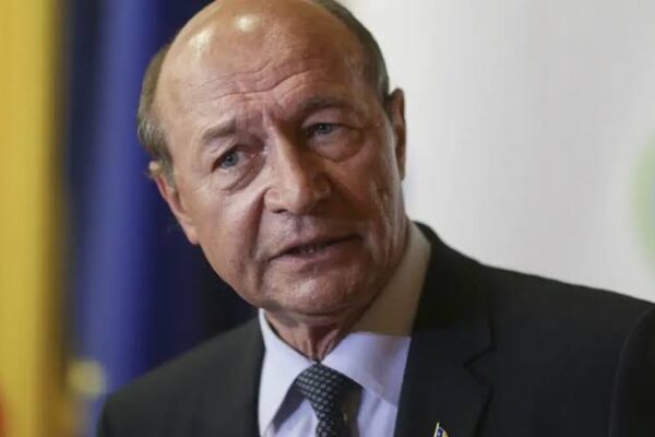 Traian Băsescu critică liderii politici: Orbecăie în decizii, riscă să prăbușească statul și aproape că trădează țara pentru orgolii