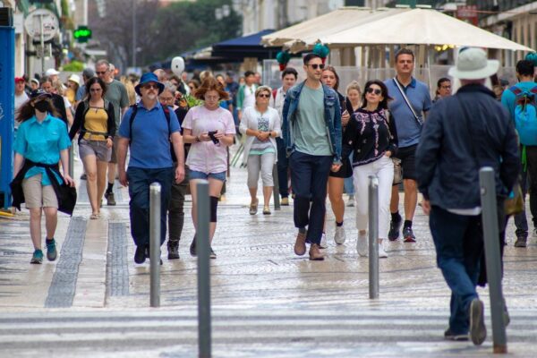 Marrakech pentru prima dată: cum organizezi vizitele și pauzele într-un oraș aglomerat